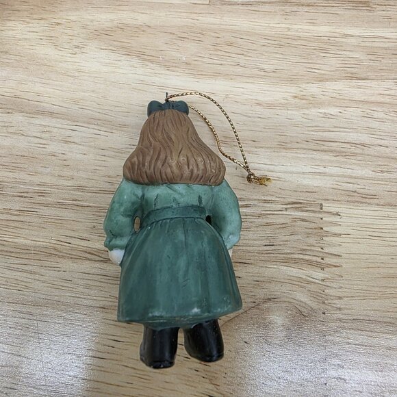 VINTAGE GIRL GREEN DRESS With Fiddle CHRISTMAS Ceramic ORNAMENT 3in - Picture 2 of 4